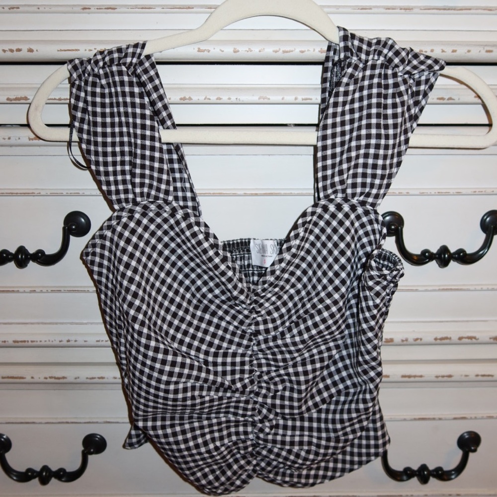 Sleeveless Blouse